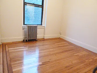 Rented by DSA Realty Midtown West