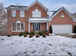 8537 Acadia Dr, Northfield, OH