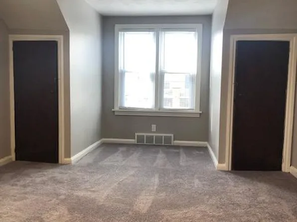 1209 13th St NW #3, Canton, OH 44703