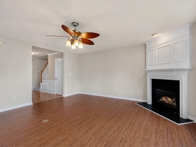 5020 Babbling Brook Dr — Photo 3