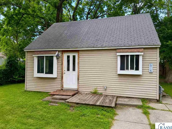 618 W 3rd St, Mankato, MN 56001
