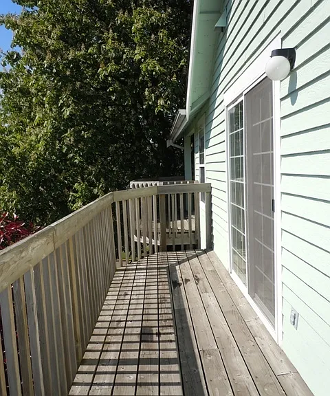 CL1210 — Photo 9