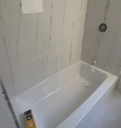 4th image of 258-260 E Eagle St #2B