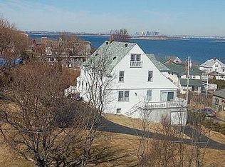 52 Beacon Rd, Hull, MA 02045