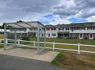 35 Meadow St #35, Amherst, MA 01002