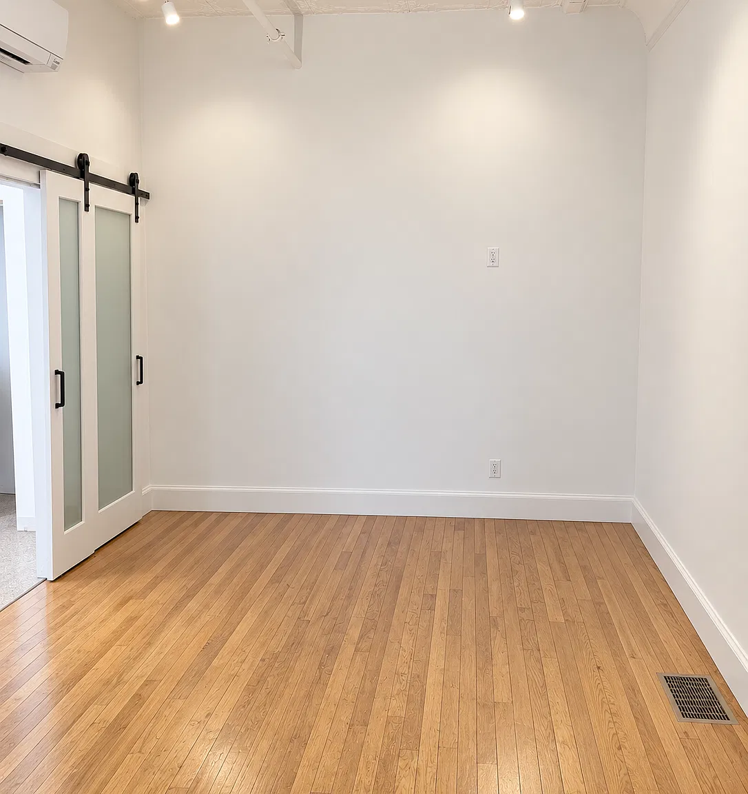 1 bed, 445 sqft, $1,650 — Photo 2