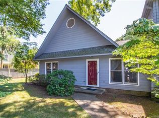 205 S Academy St APT 1, Mooresville, NC 28115