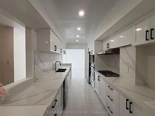 49 Ambercroft Blvd Photo 1