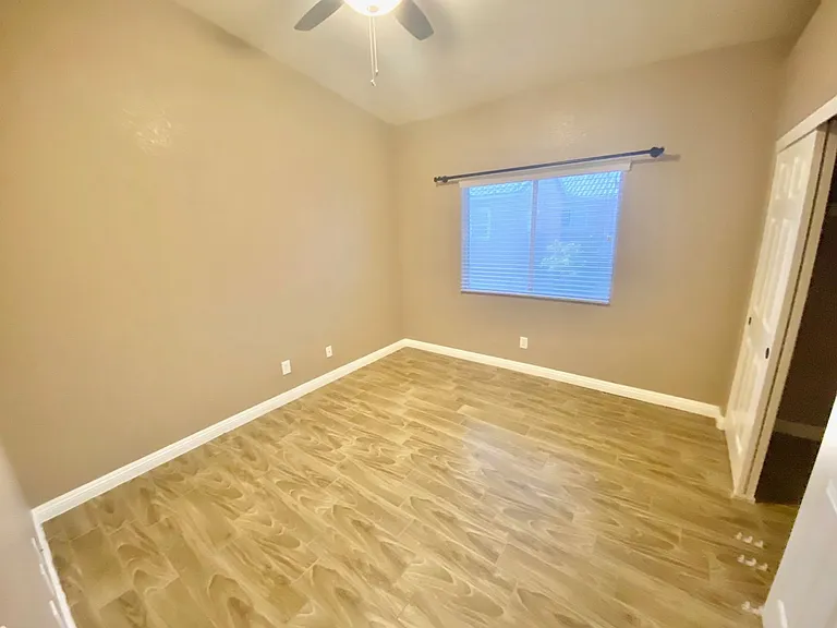 2000 Turquoise Ridge St #204 — Photo 11