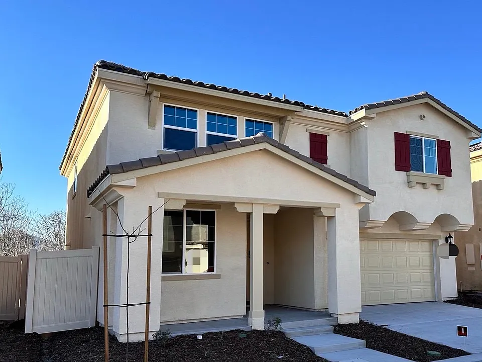 1809 Julie Dr