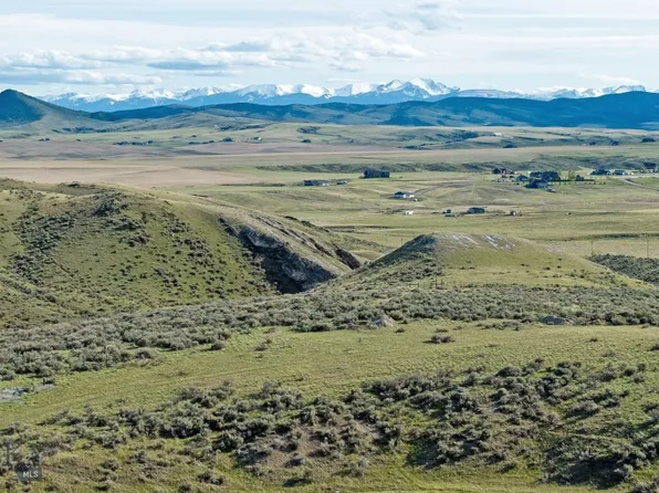 199 Hilltop Vista Loop, Three Forks, MT 59752