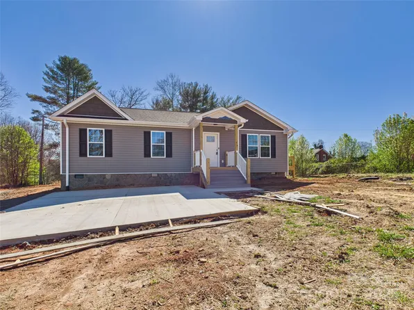 19 Hillside Ave, Granite Falls, NC 28630