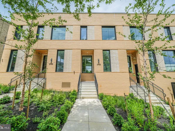 2903 Newark St NW, Washington, DC 20008