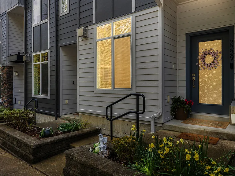 2229 NW Talus Dr — Photo 25