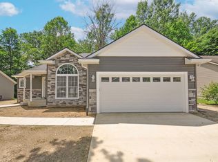 734 Hidden Creek Dr, South Bend, IN 46614