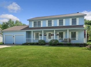 6947 Kingswood Dr, Solon, OH 44139