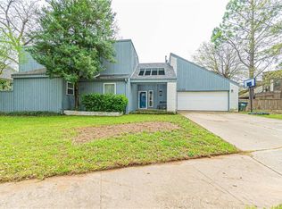 3752 Cedar Ridge Dr, Norman, OK 73072