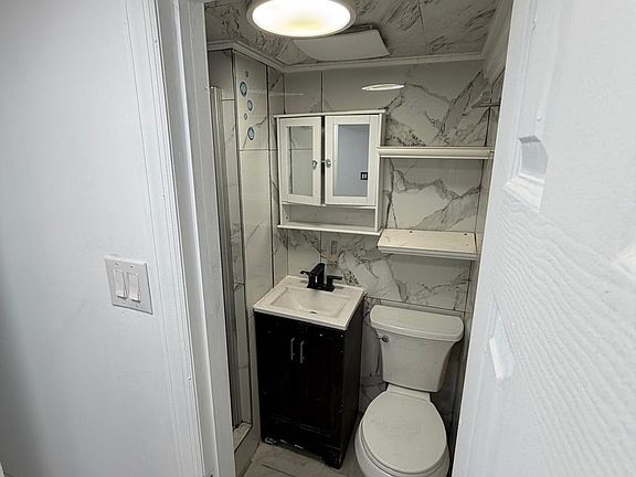 3rd image of 12951 134th St Floor Basement