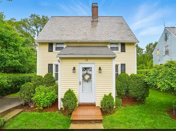 13 Delaval Rd, Worcester, MA 01606