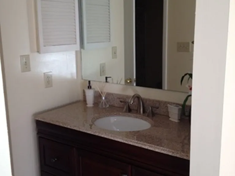 671-1 Bartons Landing Pl — Photo 8