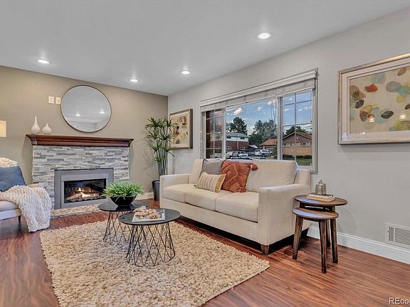 4th image of 10757 Livingston Drive