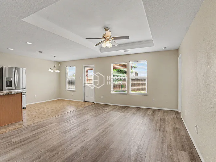 2217 Perrymead Dr — Photo 5
