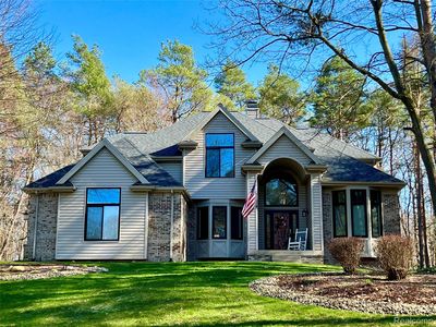 1320 Pine Dr, Ortonville, MI, 48462