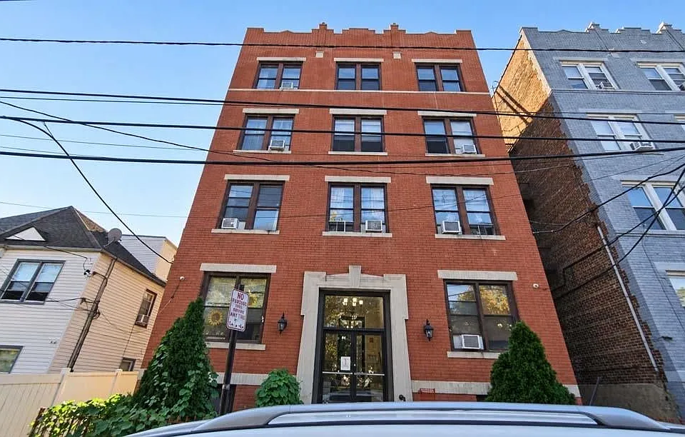 43 Broadway #45