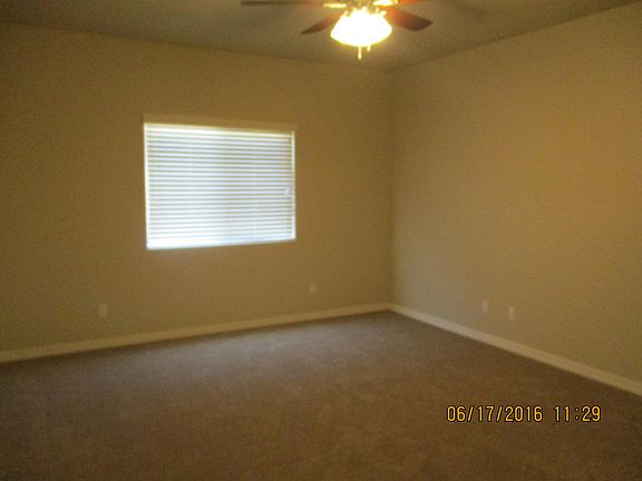5th image of 3348 Laramie Ave