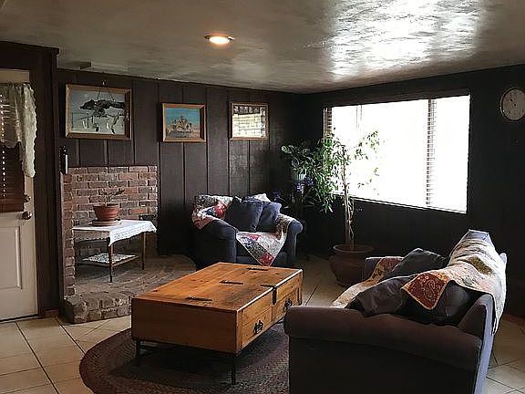 More large den