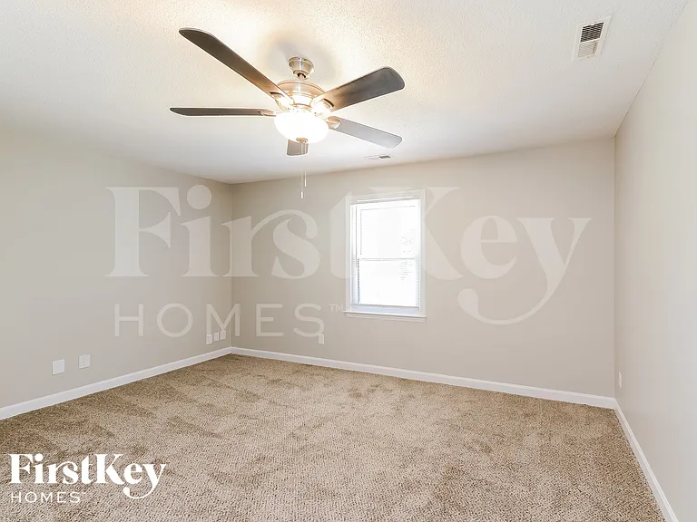 1045 High Ridge Rd — Photo 8
