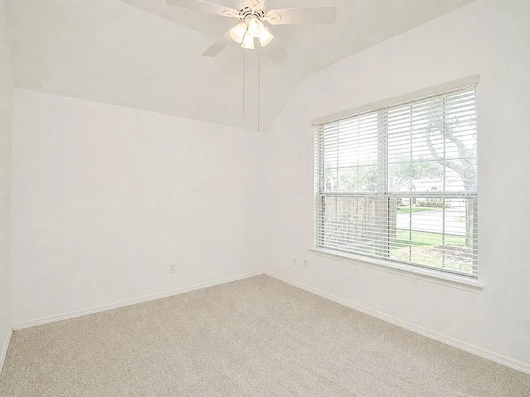 11301 Misty Morning St — Photo 18