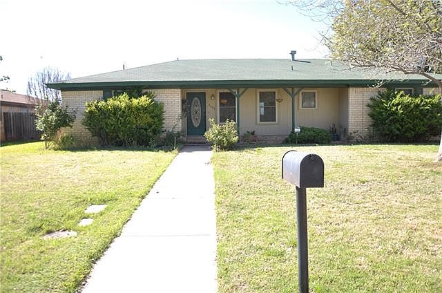 1st image of 2002 Richland Dr