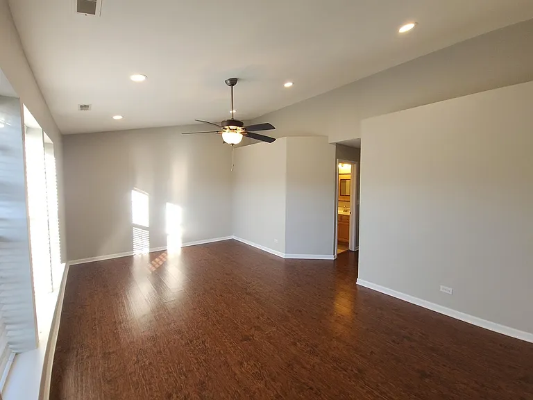 3279 Bromley Ln — Photo 19