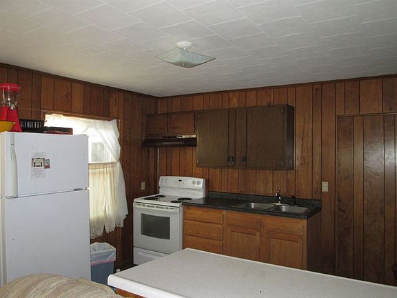 2nd image of 305 S Manning Ave