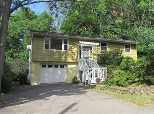 101 Jones St, Clarks Summit, PA 18411