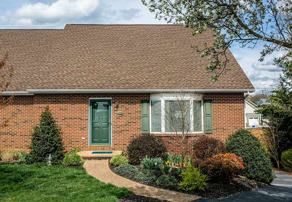 1st image of 2390 Meadow Ct