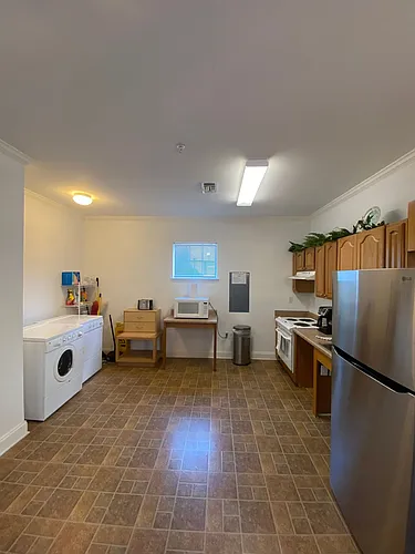 Hillcrest Apartments Photo 1