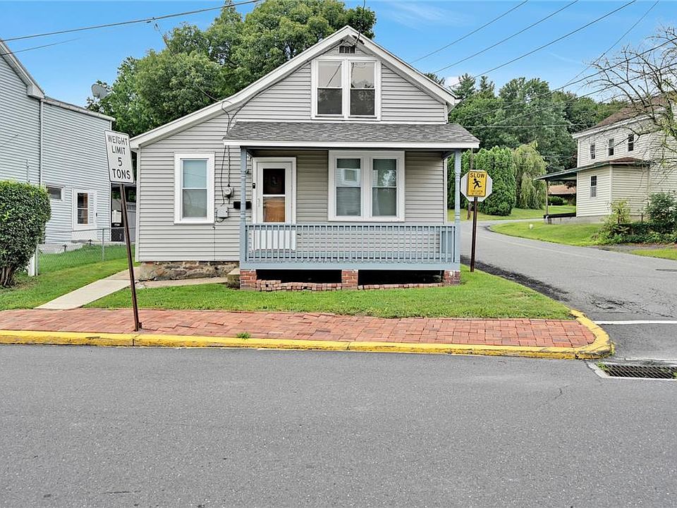 1st image of 7 Graeff St