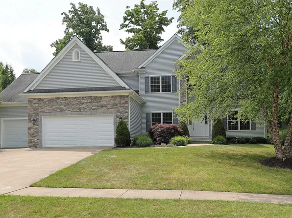 4355 Stone Creek Dr, Erie, PA 16506