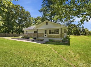 1265 Wallaby Dr, Beavercreek, OH 45432