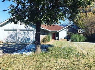 6713 Greenway Dr, Oklahoma City, OK 73132