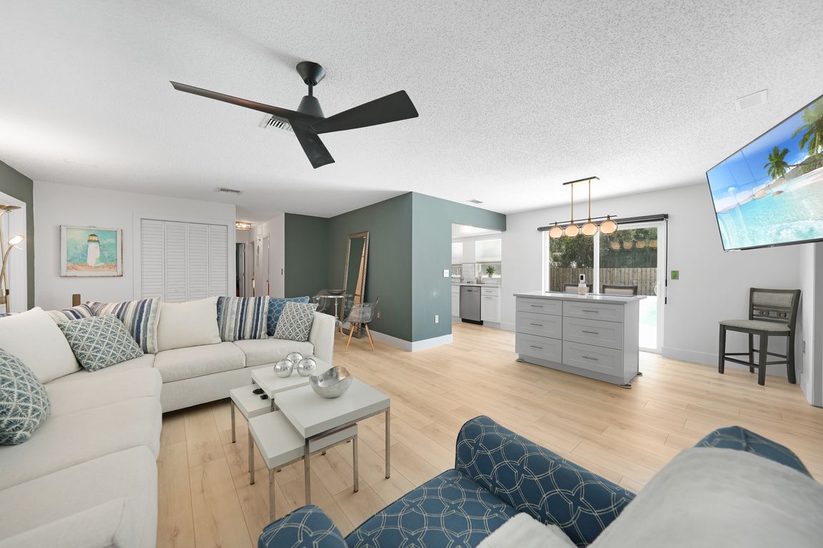 next background image