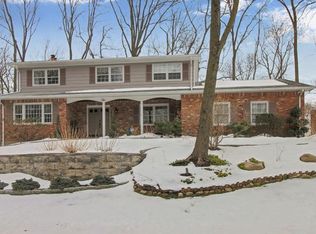 10 Silver Ln, Spring Valley, NY 10977