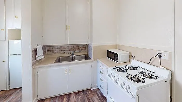 1002 N 4th St #3 — Photo 6