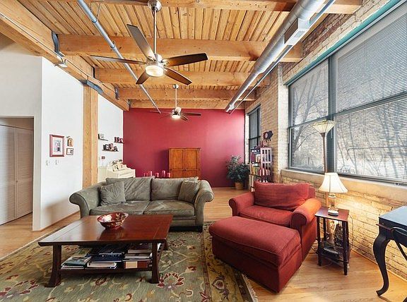 3rd image of 5001 N Wolcott Ave APT 102