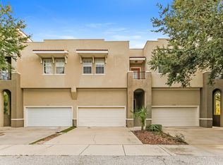 6525 Quiet Pool Ct, Apollo Beach, FL 33572