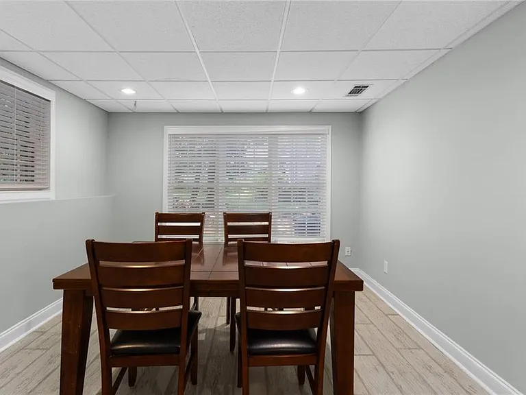 2560 Hamptons Run — Photo 44