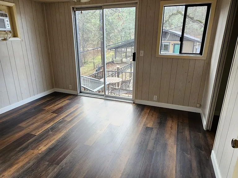 220 Crescent Dr — Photo 6