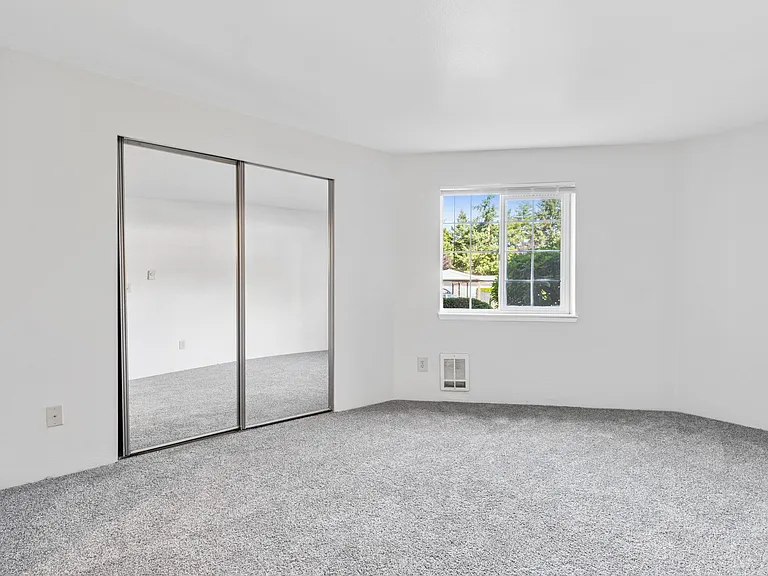 Cascadia Pointe — Photo 11